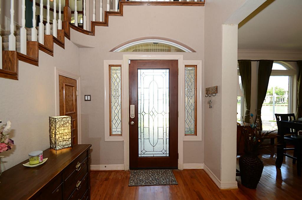 2711 Lakeside Village Drive, Missouri City, TX 77459