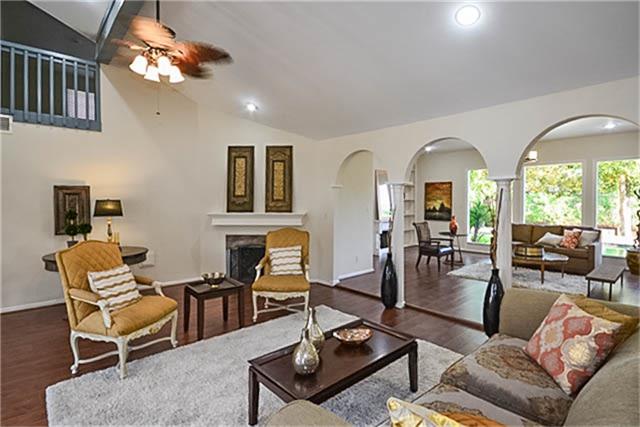 2219 Glenn Lakes Lane, Missouri City, TX 77459