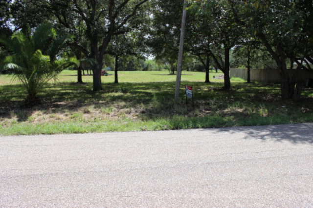 Lot 3 4th Street, Palacios, TX 77465