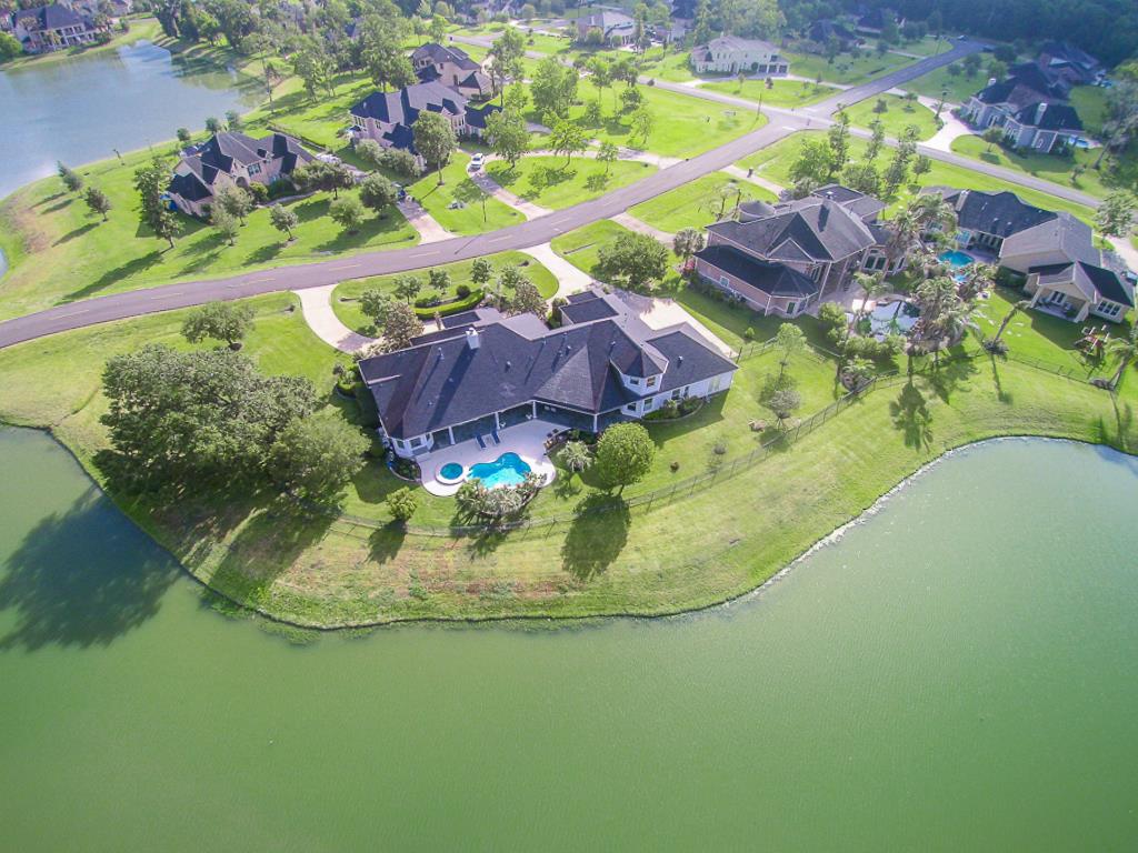 8926 Lady Laura Lane, Richmond, TX 77469