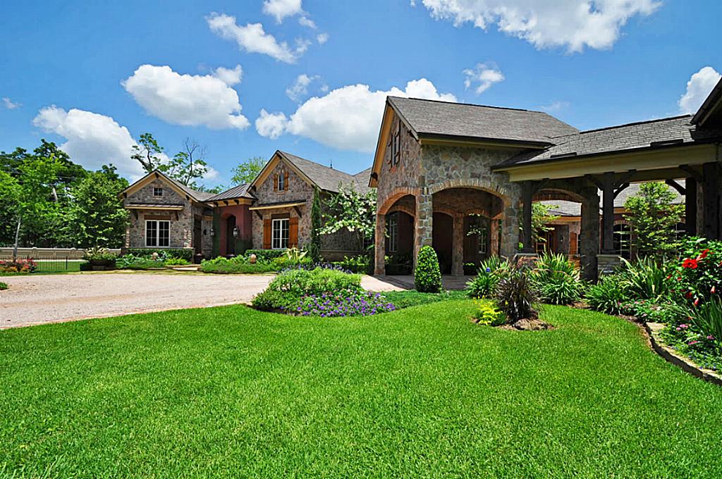 10 Retreat, Richmond, TX 77469