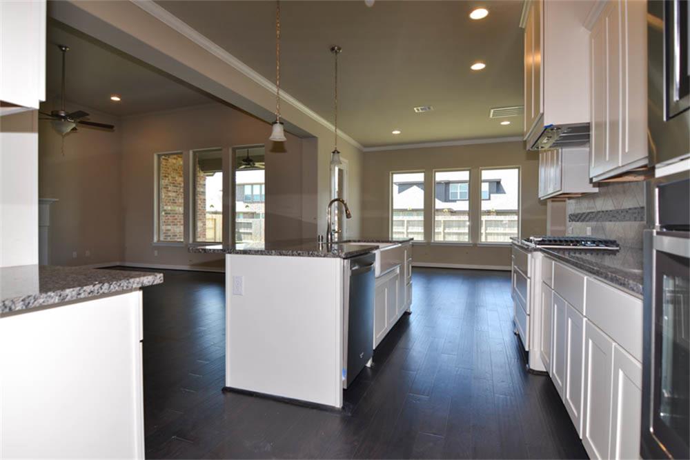 331 Round Lake, Rosenberg, TX 77469