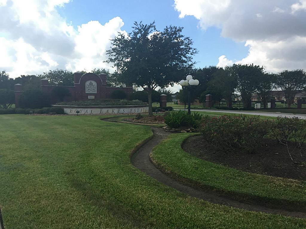 9014 Majesty Lane, Richmond, TX 77469