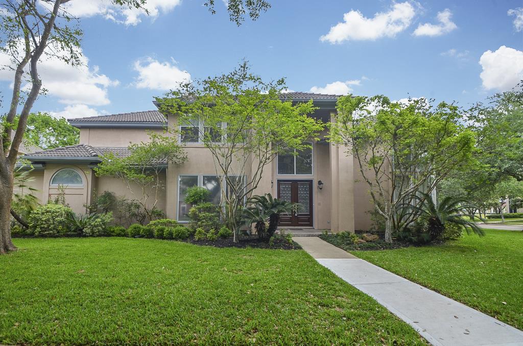 4002 Woodbriar Court, Sugar Land, TX 77479