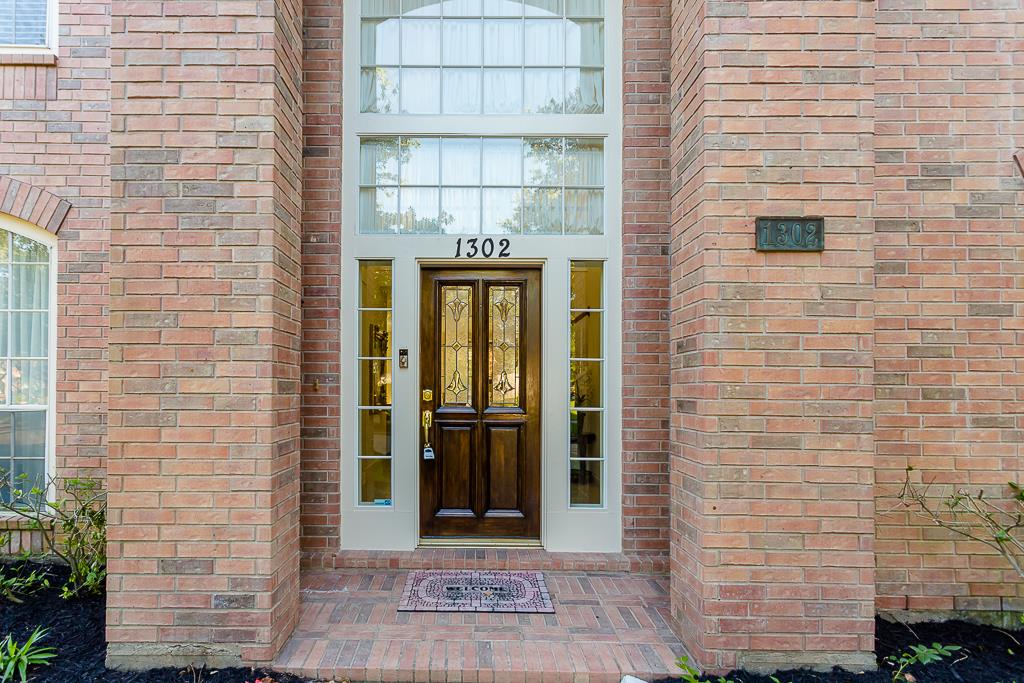 1302 Gray Hills Court, Sugar Land, TX 77479