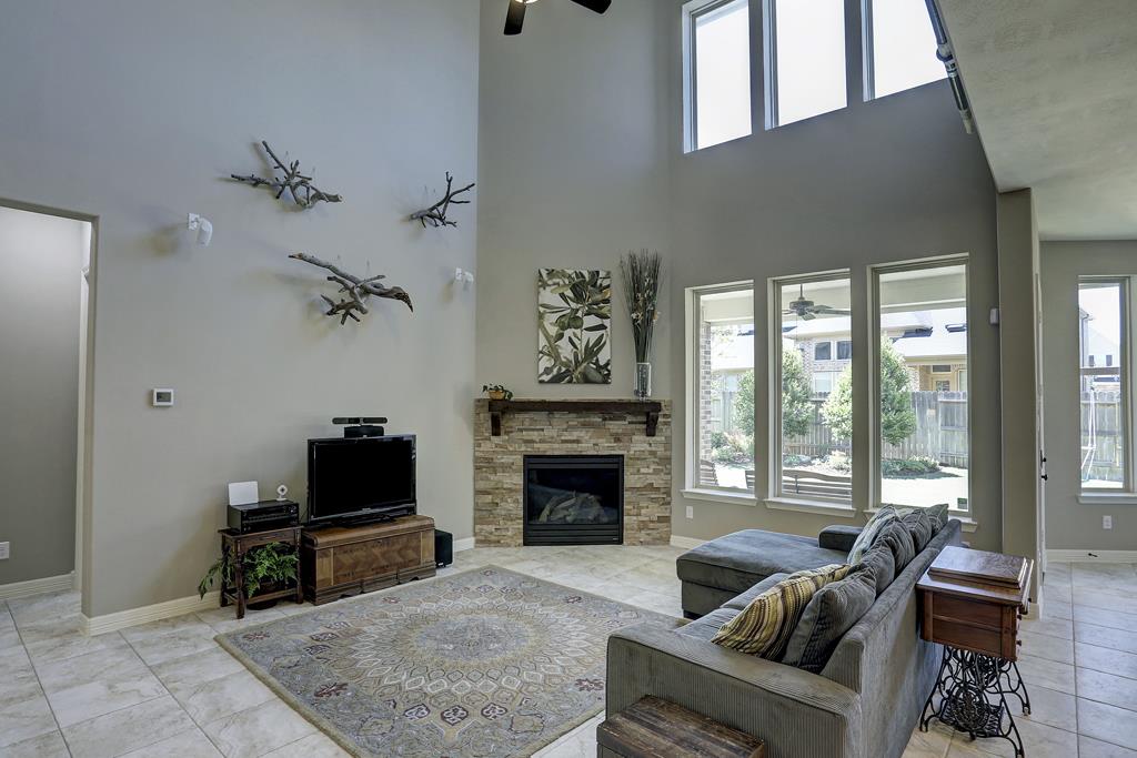 6615 Tara Creek Court, Sugar Land, TX 77479
