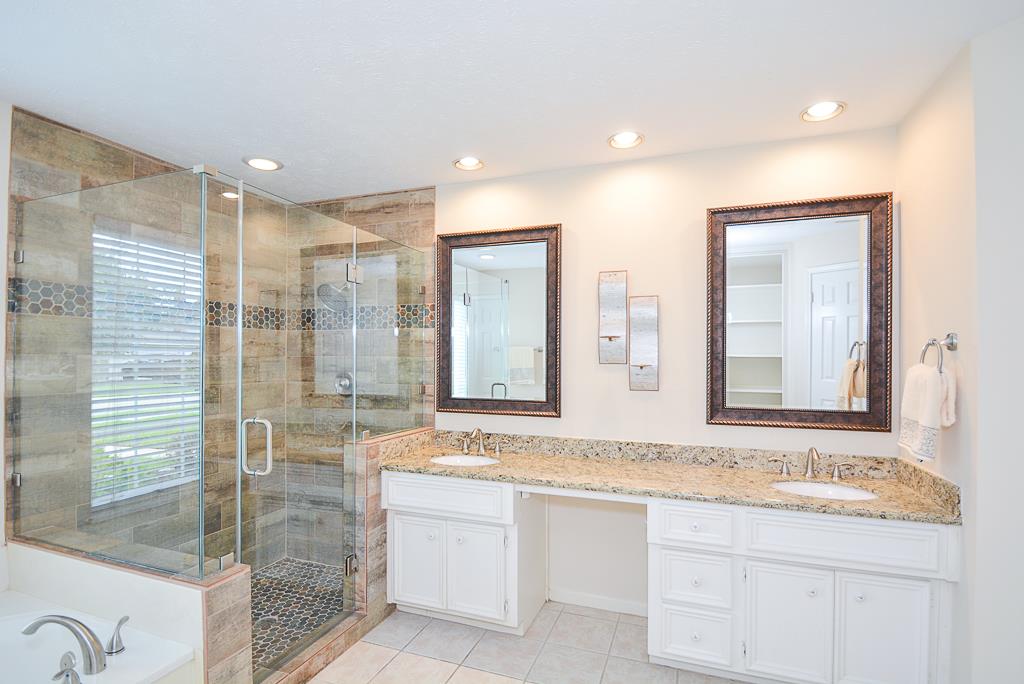 4415 Knightsbridge Boulevard, Sugar Land, TX 77479
