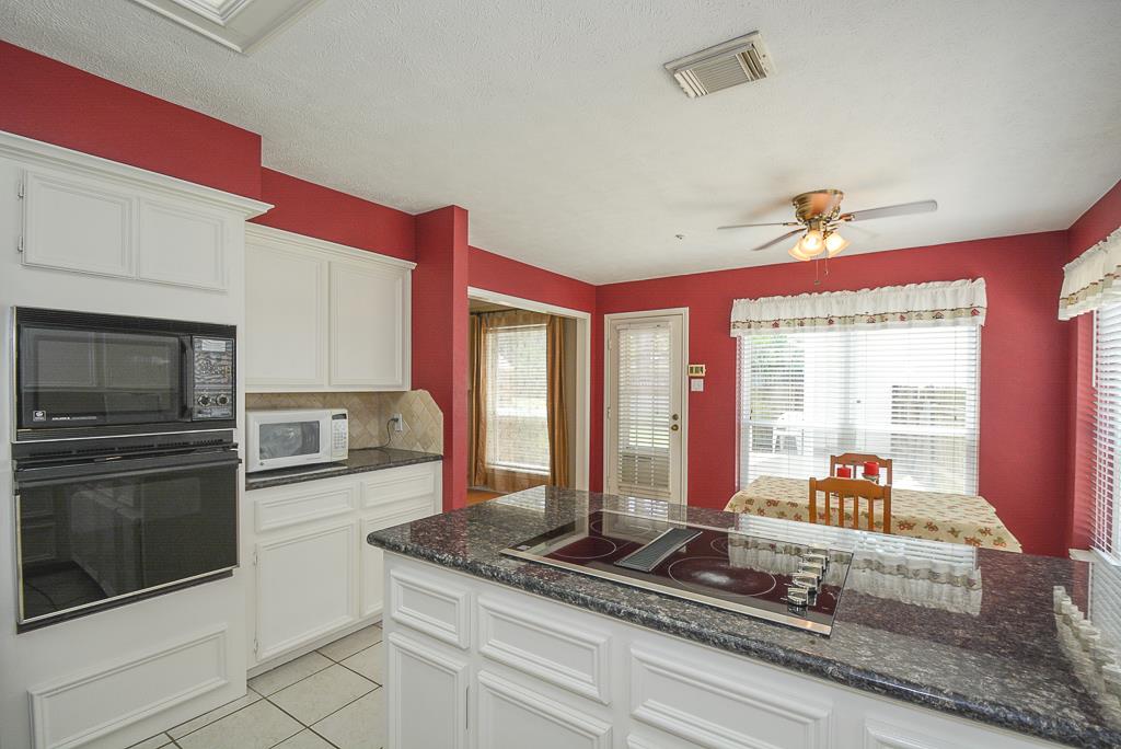 4415 Knightsbridge Boulevard, Sugar Land, TX 77479