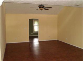 7626 Highway 60, Wallis, TX 77485