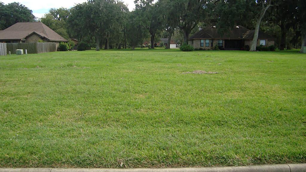 251 Freeman, West Columbia, TX 77486