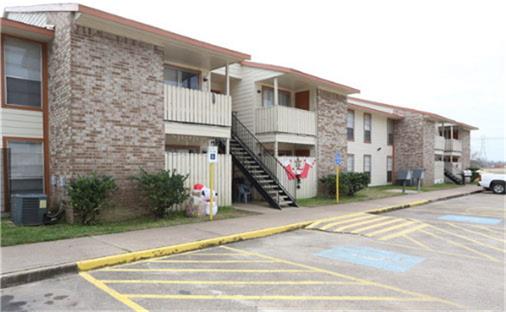 1000 N 13th Street, West Columbia, TX 77486