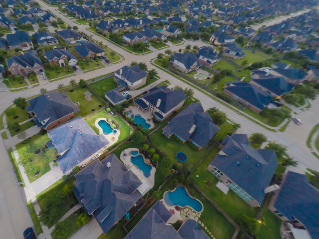 2810 Kestrel Trace Lane, Katy, TX 77494