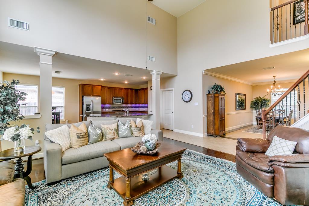 2810 Kestrel Trace Lane, Katy, TX 77494
