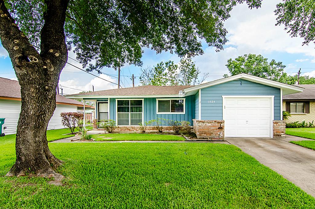 1324 Bennett Drive, Pasadena, TX 77503