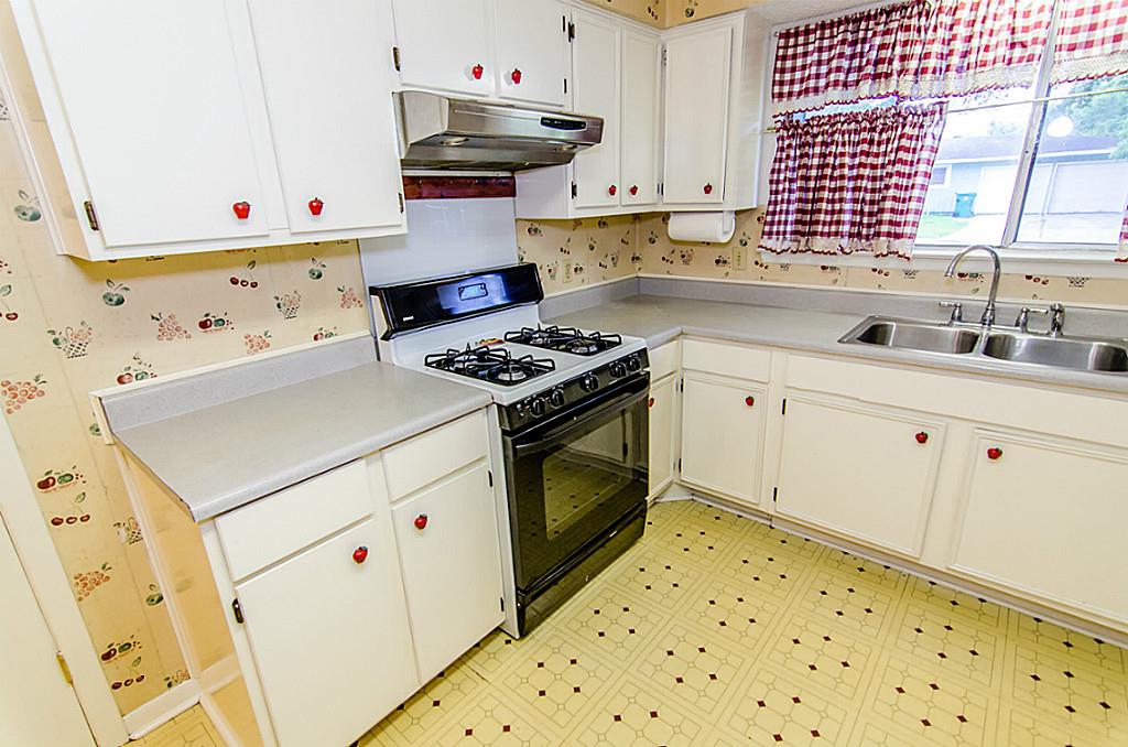 1324 Bennett Drive, Pasadena, TX 77503
