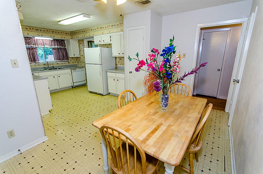 1324 Bennett Drive, Pasadena, TX 77503