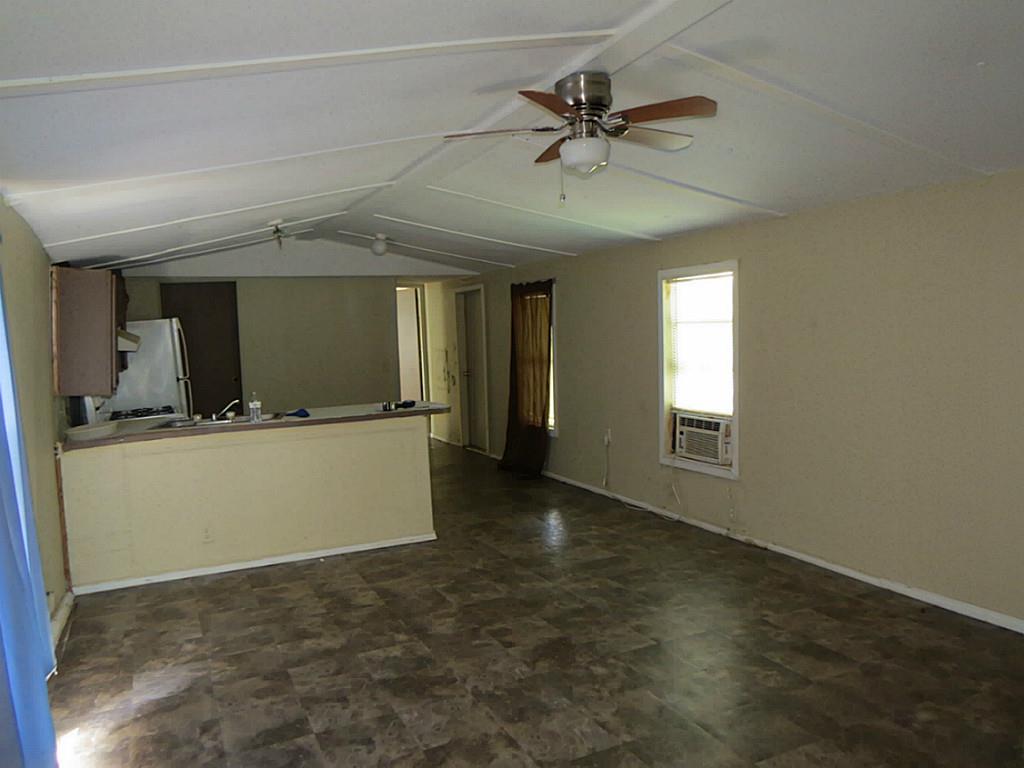 700 Verhalen Road, Alvin, TX 77511
