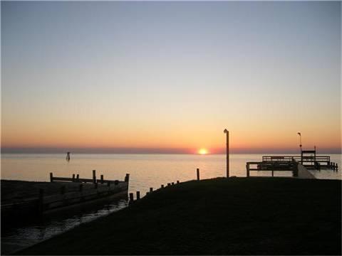 0 Mockingbird Lot 18-20 B 5 S1, Anahuac, TX 77514