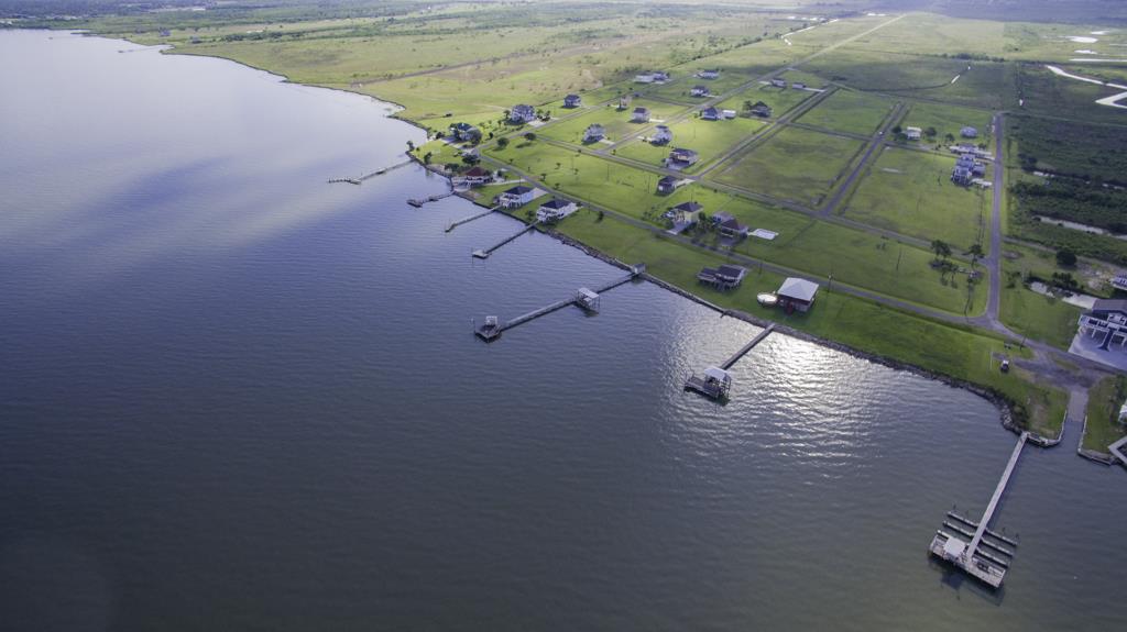 0 Mockingbird Lot 18-20 B 5 S1, Anahuac, TX 77514