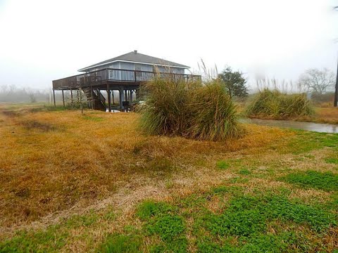 870 Bayou, Smith Point, TX 77514