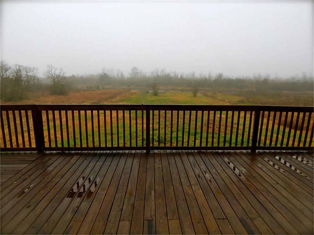 870 Bayou, Smith Point, TX 77514