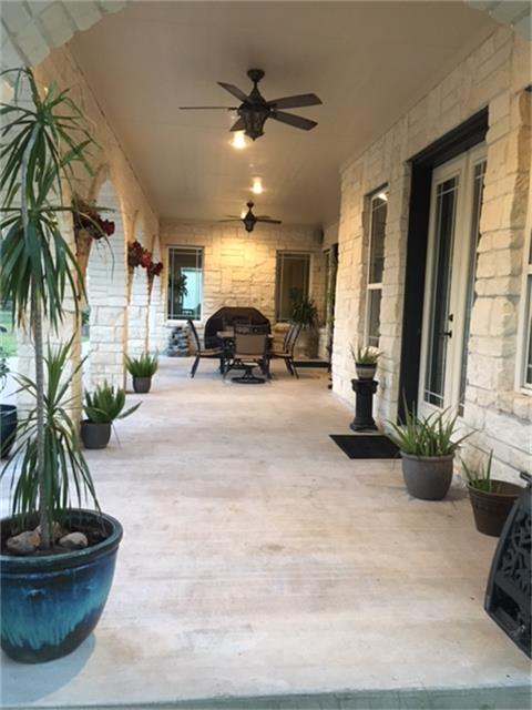 825 Bar X Trail, Angleton, TX 77515