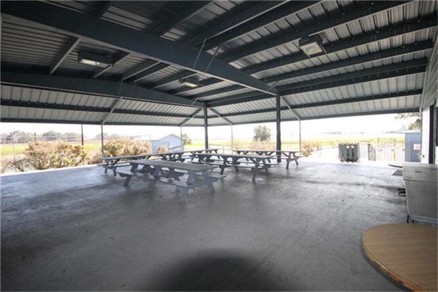 1238 Arabian Court, Angleton, TX 77515