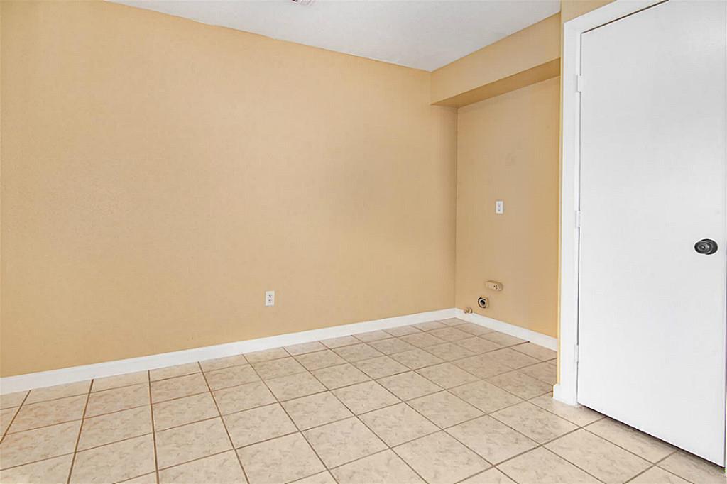 260 Bastrop Street, Angleton, TX 77515