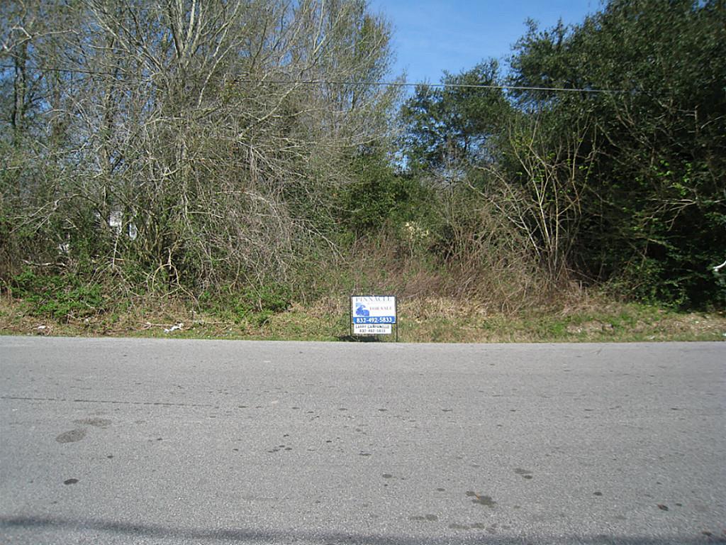 0000 8th Street, Bacliff, TX 77518
