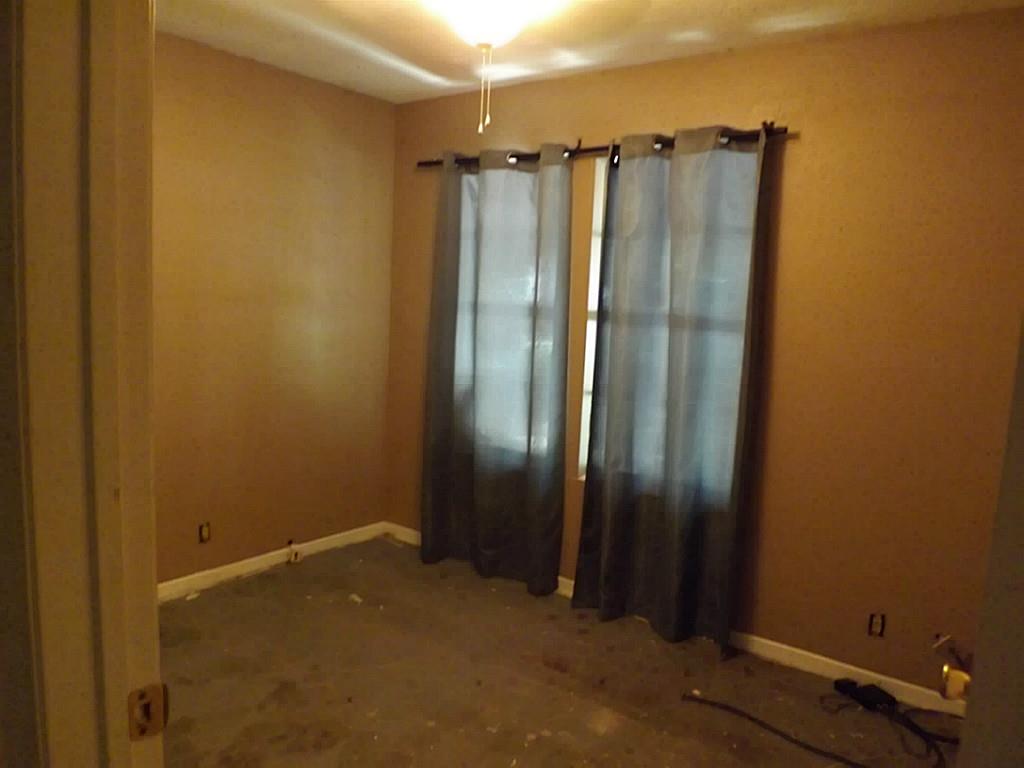 3322 Derrick Street, Bacliff, TX 77518