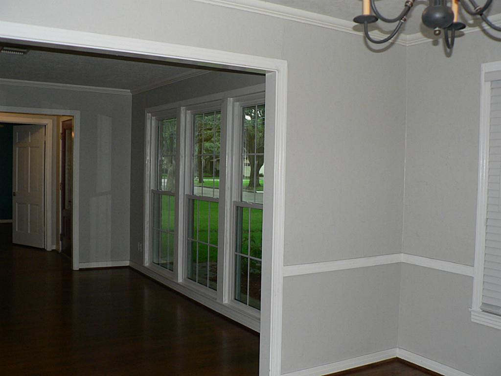 704 W James Street, Baytown, TX 77520