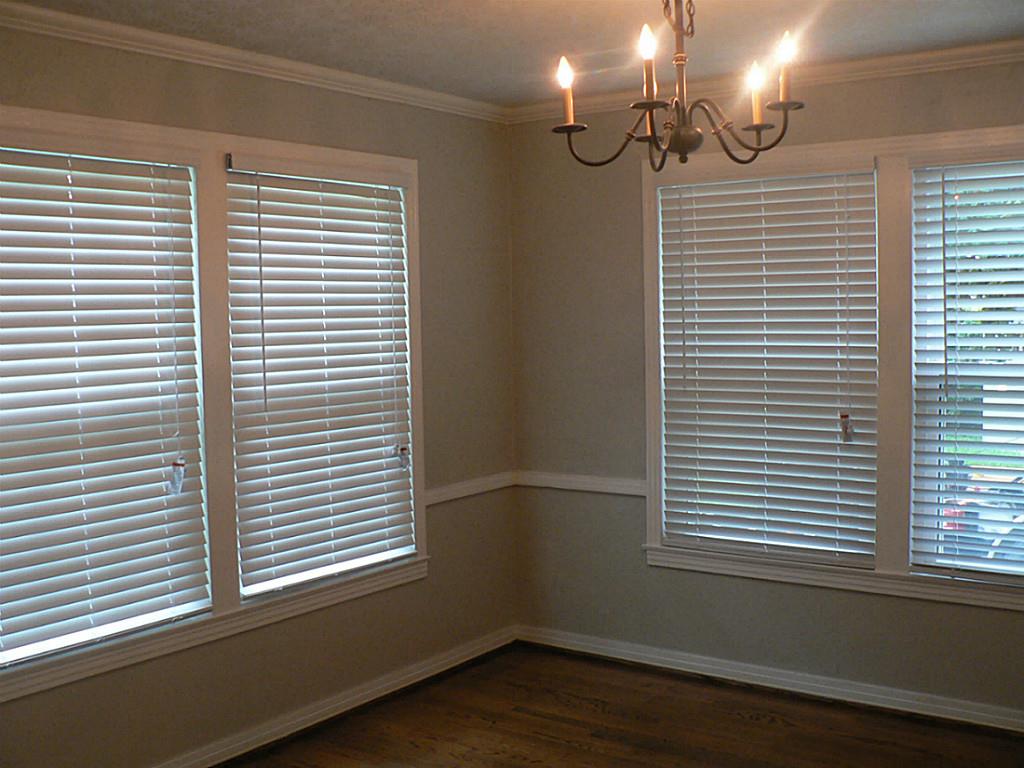 704 W James Street, Baytown, TX 77520