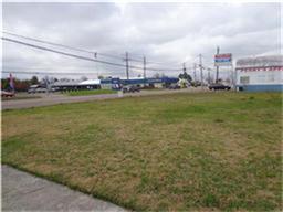 2918 N Main, Baytown, TX 77521