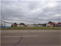 2918 N Main, Baytown, TX 77521