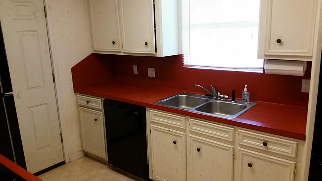 3906 Montego Drive, Baytown, TX 77521
