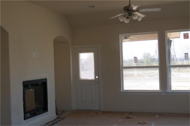 15323 Icet, Mont Belvieu, TX 77523
