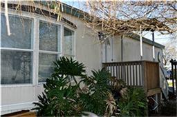 2418 Bay Oaks Harbor Drive, Baytown, TX 77523
