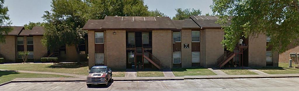 303 Krenek Road, Crosby, TX 77534