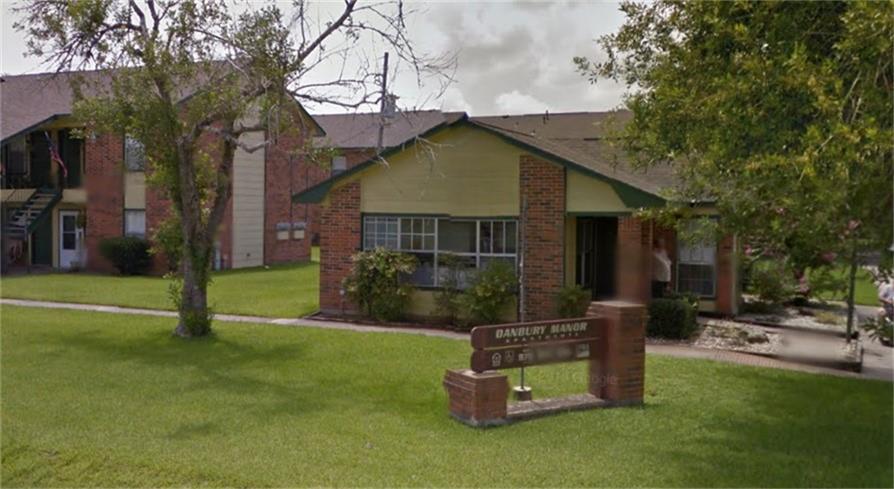 15027 Quail Ridge Road, Danbury, TX 77534
