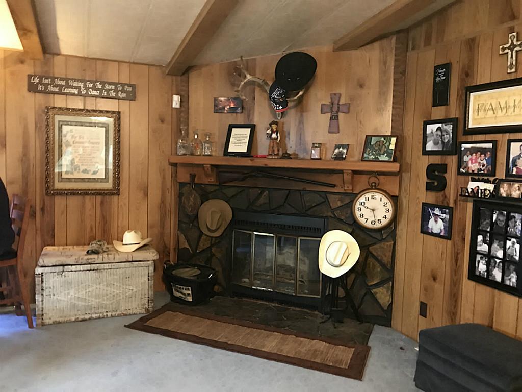 53 County Road 4291, Dayton, TX 77535
