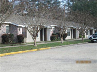 2800 North Winfree, Dayton, TX 77535