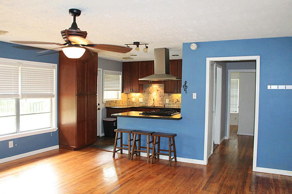 409 E 2nd Street, Deer Park, TX 77536