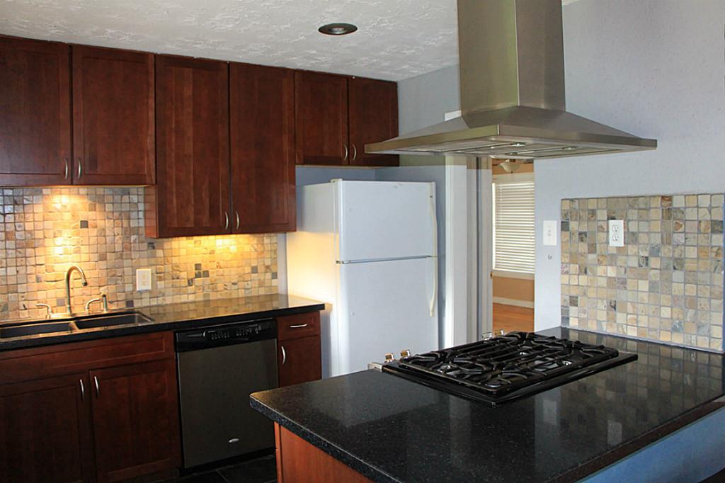 409 E 2nd Street, Deer Park, TX 77536