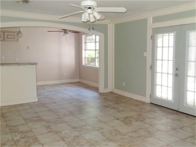 4711 29th Street, Dickinson, TX 77539