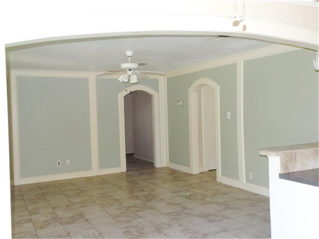 4711 29th Street, Dickinson, TX 77539