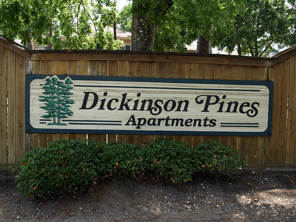 600 Deats, Dickinson, TX 77539