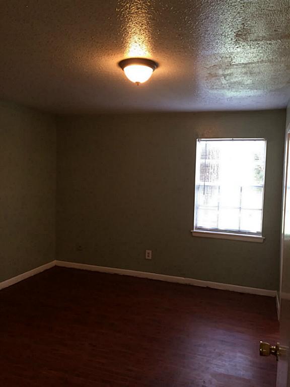 600 Deats, Dickinson, TX 77539