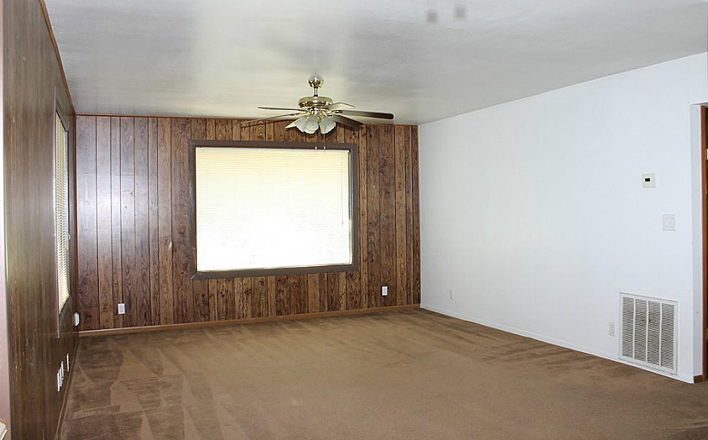 1004 Fm 646 Road, Dickinson, TX 77539