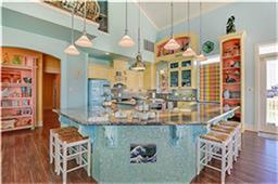 4505 Bayshore Drive, Freeport, TX 77541