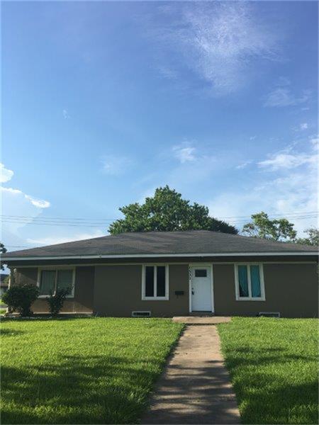 1530 W 4th Street, Freeport, TX 77541